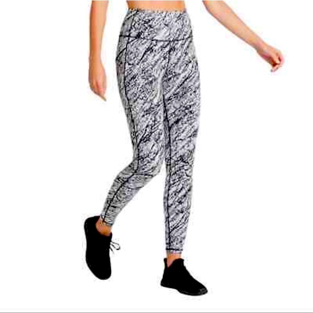 All In Motion Simplicity Marble Print Contour High-Rise 7/8 Leggings size Medium